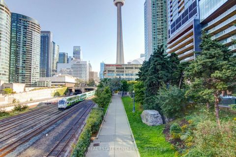 Photo 45 at 1010 - 397 Front Street W, Waterfront Communities C1, Toronto