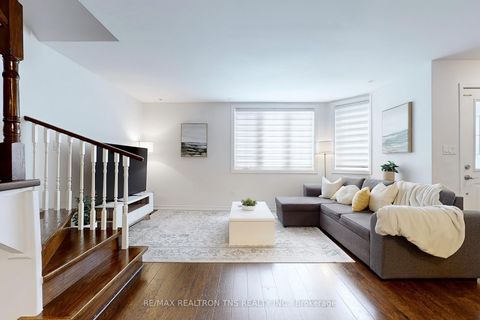 Photo 4 at C11 - 108 Finch Avenue W, Newtonbrook West, Toronto