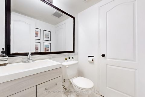 Photo 14 at C11 - 108 Finch Avenue W, Newtonbrook West, Toronto