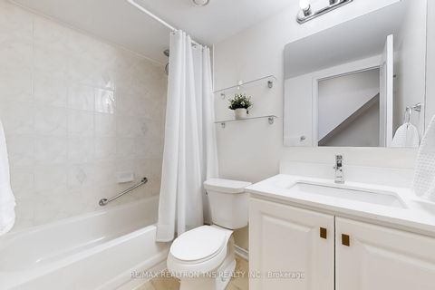 Photo 26 at C11 - 108 Finch Avenue W, Newtonbrook West, Toronto