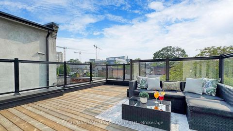 Photo 28 at 122 Crawford Street, Bellwoods, Toronto