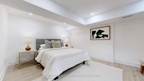 Photo 32 at 122 Crawford Street, Bellwoods, Toronto