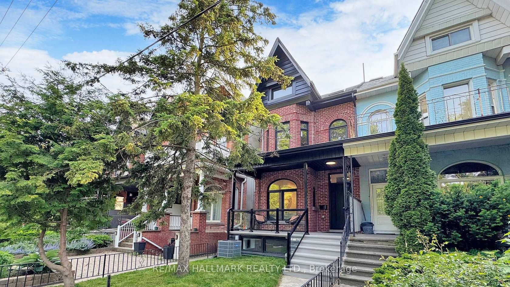 122 Crawford Street, Bellwoods, Toronto 