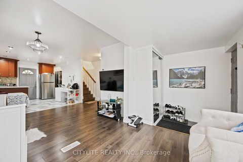 Photo 3 at 32 South Edgely Avenue, Cliffside, Toronto