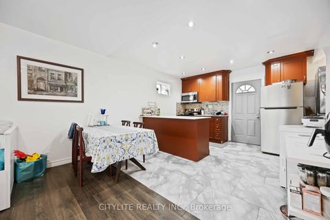 Photo 7 at 32 South Edgely Avenue, Cliffside, Toronto