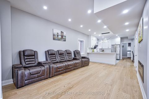 Photo 7 at 157 Glenholme Avenue, Oakwood Village, Toronto