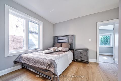 Photo 26 at 157 Glenholme Avenue, Oakwood Village, Toronto