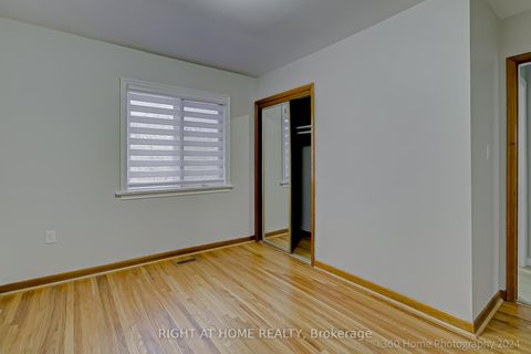 Photo 16 at 19 Martini Drive, Amesbury, Toronto