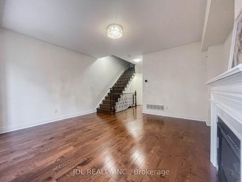 Photo 10 at 3 Garvin Mews, Willowdale East, Toronto