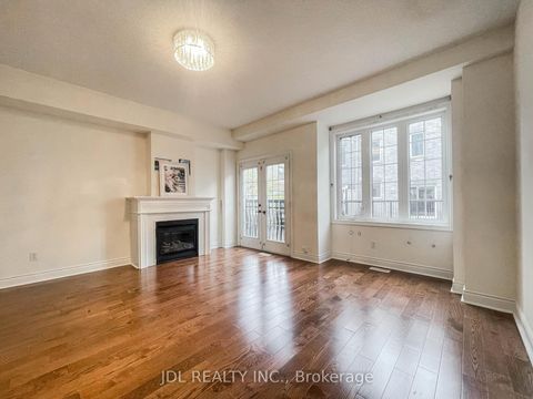 Photo 13 at 3 Garvin Mews, Willowdale East, Toronto