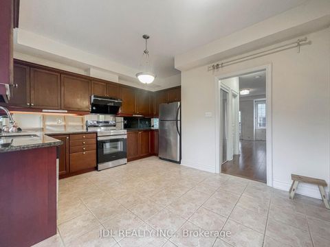 Photo 15 at 3 Garvin Mews, Willowdale East, Toronto