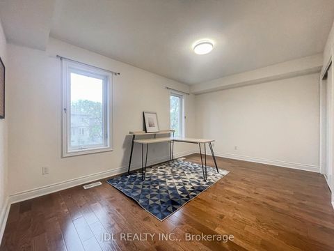 Photo 22 at 3 Garvin Mews, Willowdale East, Toronto