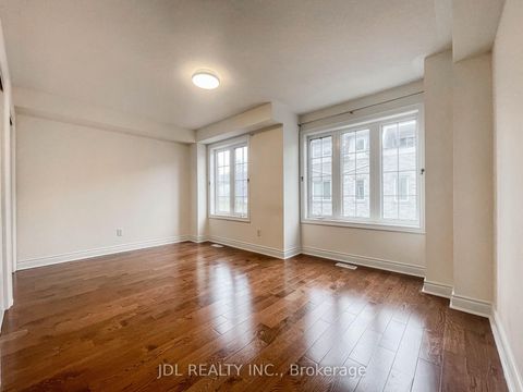 Photo 23 at 3 Garvin Mews, Willowdale East, Toronto