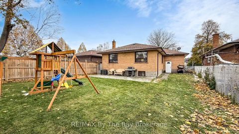 Photo 35 at 82 Brimorton Drive, Bendale, Toronto