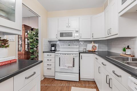 Photo 7 at 207 - 50 Baif Boulevard, North Richvale, Richmond Hill