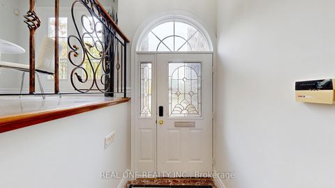 Photo 2 at 299 Finch Avenue E, Willowdale East, Toronto