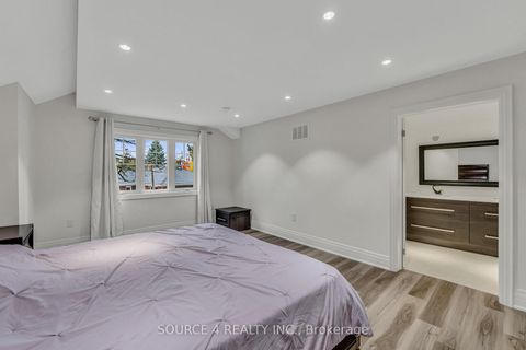 Photo 16 at 1409 Tansley Drive, WO West, Oakville