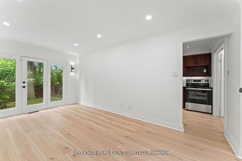 Photo 17 at 55 Thornbury Circle, Yorkhill, Vaughan