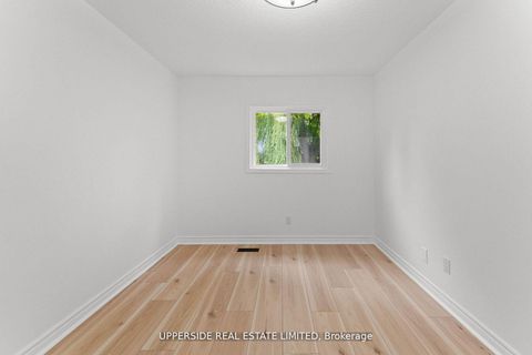 Photo 21 at 55 Thornbury Circle, Yorkhill, Vaughan