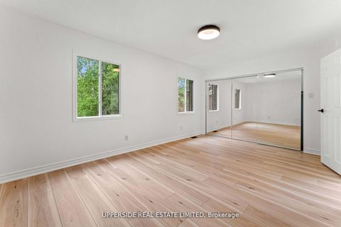 Photo 25 at 55 Thornbury Circle, Yorkhill, Vaughan