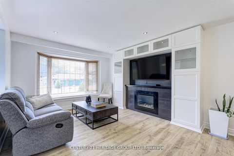 Photo 4 at 10 Bachly Crescent, Pottageville, King