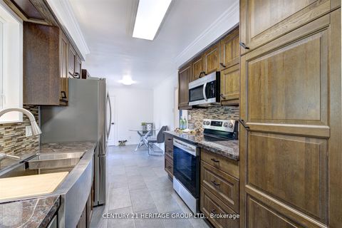 Photo 15 at 10 Bachly Crescent, Pottageville, King