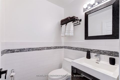 Photo 22 at 10 Bachly Crescent, Pottageville, King