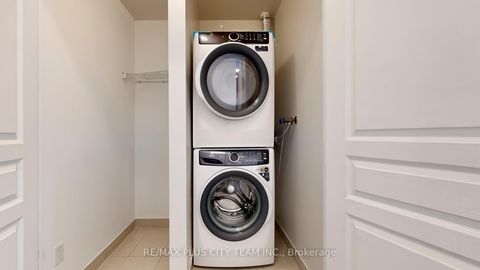 Photo 15 at 1818 - 352 Front Street W, Waterfront Communities C1, Toronto