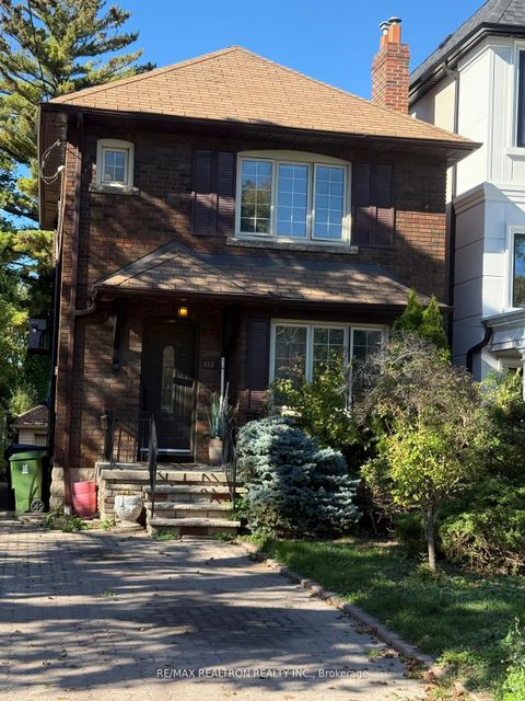 Photo 2 at 372 St Germain Avenue, Lawrence Park North, Toronto