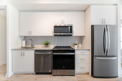 Photo 10 at 406 - 335 Wheat Boom Drive, JM Joshua Meadows, Oakville