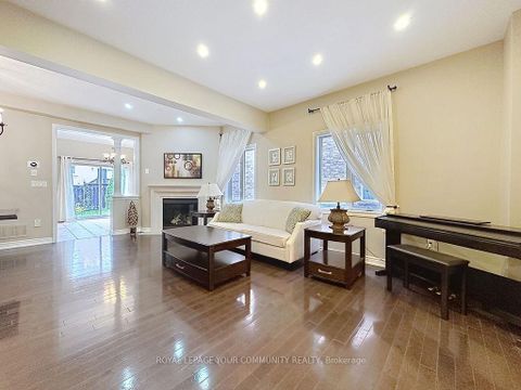 Photo 4 at 281 Lauderdale Drive, Patterson, Vaughan