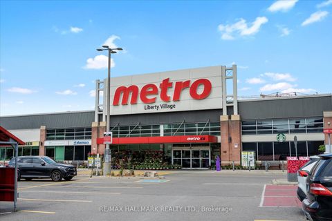 Photo 23 at 734 - 10 Laidlaw Street, South Parkdale, Toronto