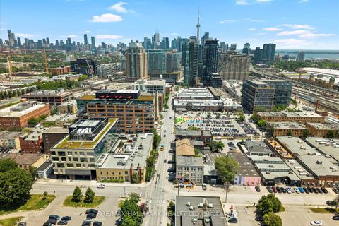 Photo 29 at 734 - 10 Laidlaw Street, South Parkdale, Toronto