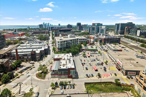 Photo 32 at 734 - 10 Laidlaw Street, South Parkdale, Toronto