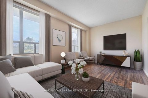 Photo 5 at 82 Poplar Crescent, Aurora Highlands, Aurora