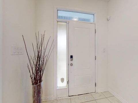 Photo 5 at 38 WILLIAM F.BELL Parkway, Rural Richmond Hill, Richmond Hill