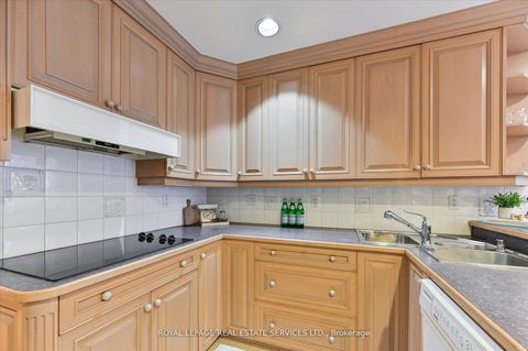 Photo 11 at 20 Widdicombe Hill, Richview, Toronto