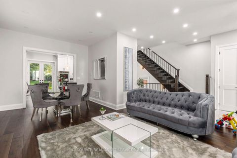 Photo 5 at 51 Cynthia Road, Smythe, Toronto