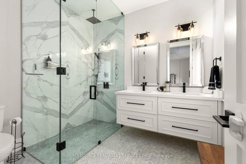 Photo 10 at 51 Cynthia Road, Smythe, Toronto