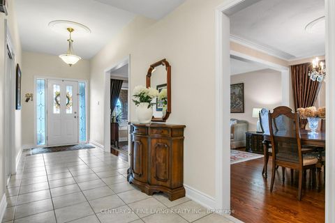 Photo 7 at 431 Woodbridge Avenue, West Woodbridge, Vaughan