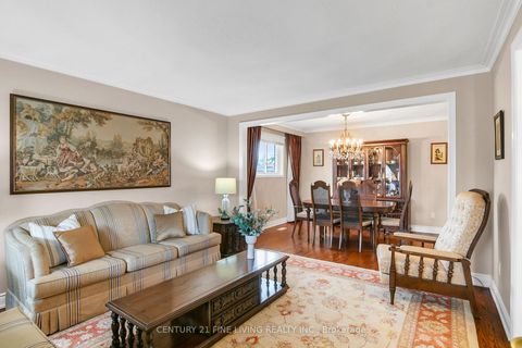 Photo 10 at 431 Woodbridge Avenue, West Woodbridge, Vaughan