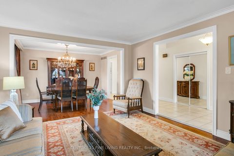 Photo 11 at 431 Woodbridge Avenue, West Woodbridge, Vaughan