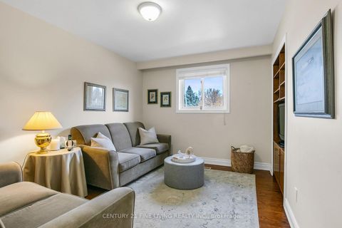 Photo 25 at 431 Woodbridge Avenue, West Woodbridge, Vaughan