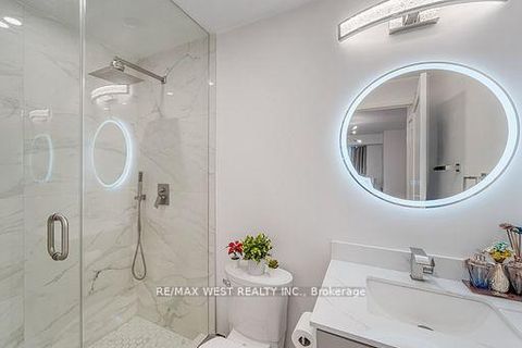 Photo 32 at 1122 - 70 Roehampton Avenue, Mount Pleasant West, Toronto