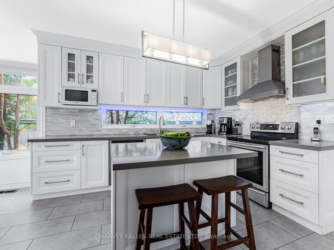 Photo 13 at 92 Prue Avenue, Lawrence, Toronto