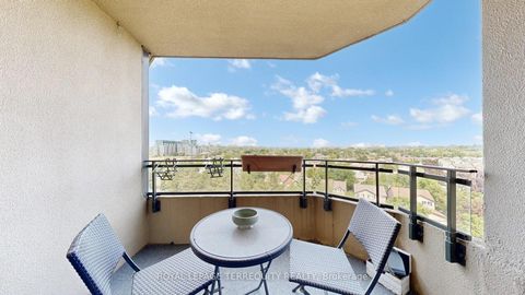 Photo 16 at 917 - 32 Clarissa Drive, Harding, Richmond Hill