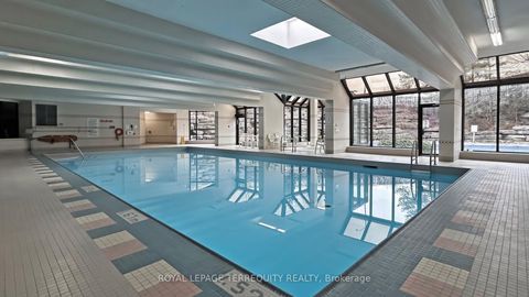 Photo 26 at 917 - 32 Clarissa Drive, Harding, Richmond Hill