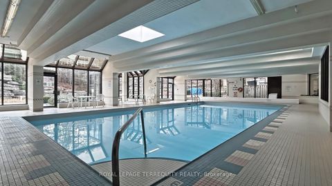 Photo 29 at 917 - 32 Clarissa Drive, Harding, Richmond Hill