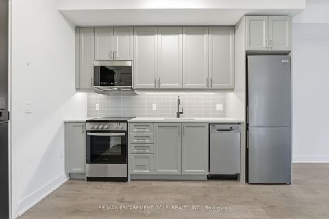 Photo 9 at 840 - 2343 Khalsa Gate, WM Westmount, Oakville