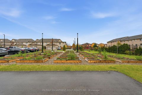 Photo 37 at 840 - 2343 Khalsa Gate, WM Westmount, Oakville